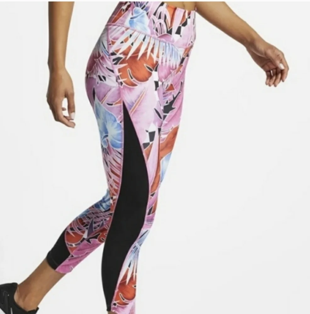 Nike Red and Pink Artistic Leggings - Picture 2 of 11